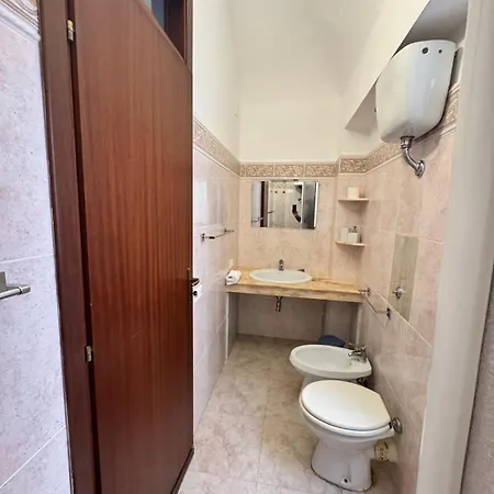 Rocco's House Guest house